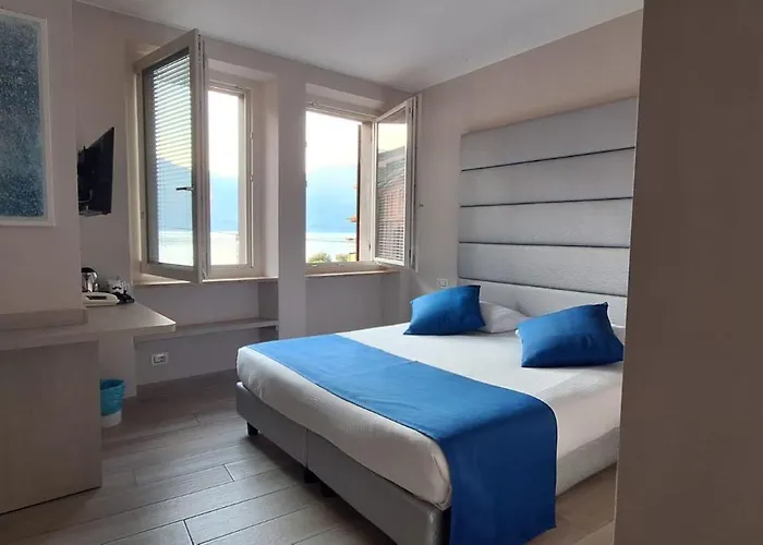 Hotel Danieli La Castellana Lago Di Garda