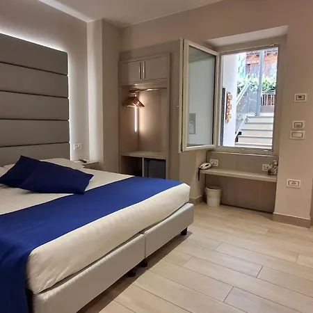 Hotel Danieli La Castellana Lago Di Garda Brenzone sul Garda Exterior photo